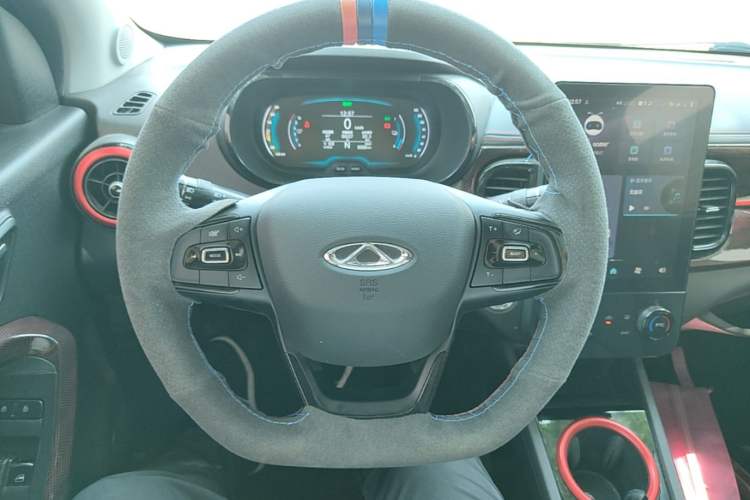 Used Chery QQ Little Ant 2024 251km True Love Edition Steering Wheel