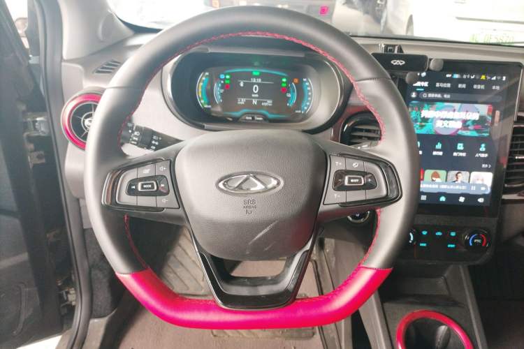 Used Chery QQ Little Ant 2024 Revised Version Youth Edition 251 km True Love Edition 25.05 kWh Steering Wheel