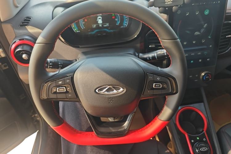 Used Chery QQ Little Ant 2024 Revised Version Youth Edition 251 km True Love Edition 25.05 kWh Steering Wheel