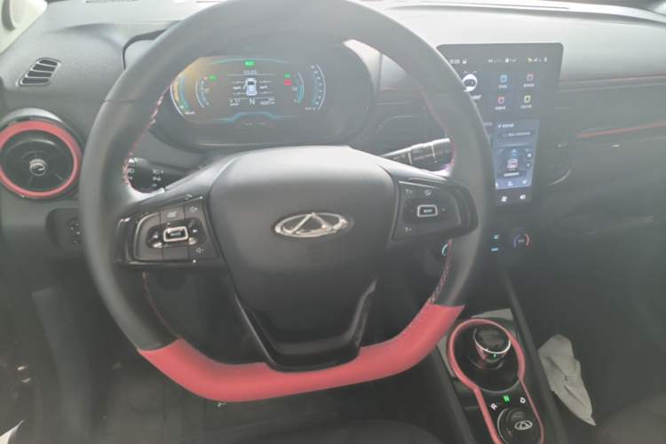 Used Chery QQ Little Ant 2024 251km True Love Edition Steering Wheel
