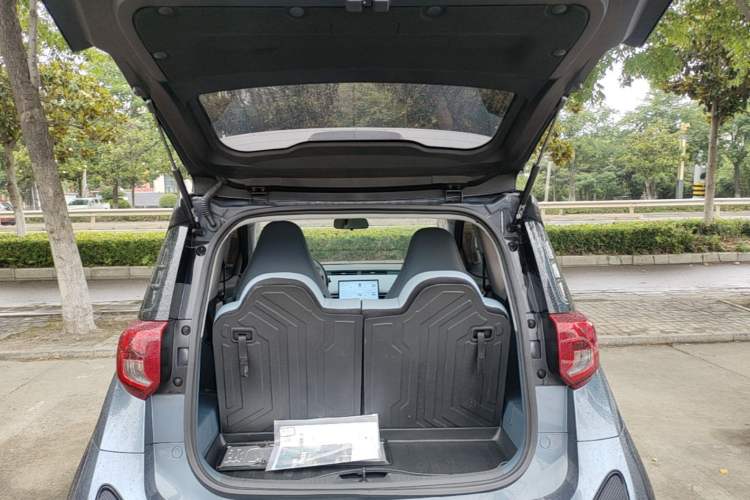 Used Chery QQ Little Ant 2024 Refreshed Version Youth Edition 321 km Beloved Edition 29.23 kWh Trunk