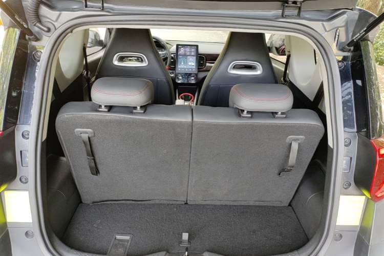 Used Chery QQ Little Ant 2024 Edition Youth Version 251km True Love Edition 25.05 kWh Trunk