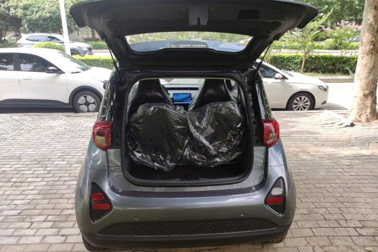 Used Chery QQ Little Ant 2024 Revised Edition Youth Version 321 km Beloved Pro Version 29.23 kWh Trunk