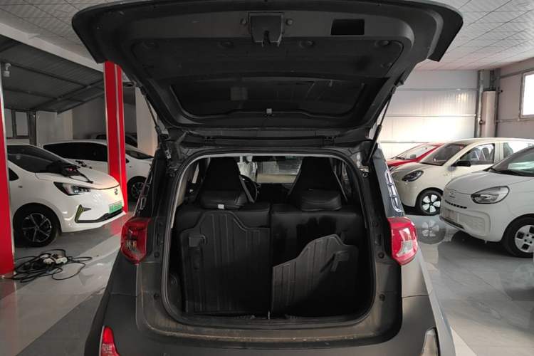 Used Chery QQ Little Ant 2024 Revised Version Youth Edition 251 km True Love Edition 25.05 kWh Trunk