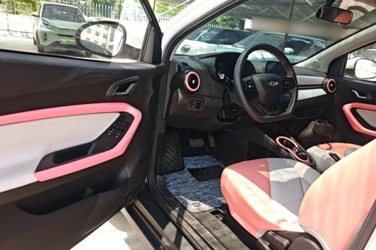 Used Chery QQ Little Ant 2024 251km True Love Edition Driver Seat
