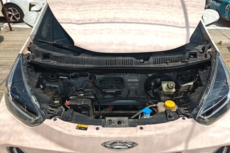 Used Chery QQ Little Ant 2024 251km True Love Edition Engine Bay