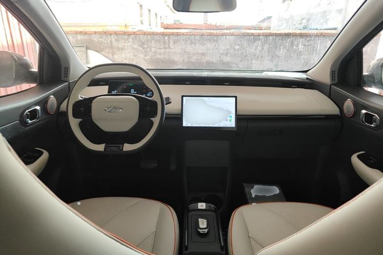 Used Chery QQ Little Ant 2024 321km Love Edition Center Console