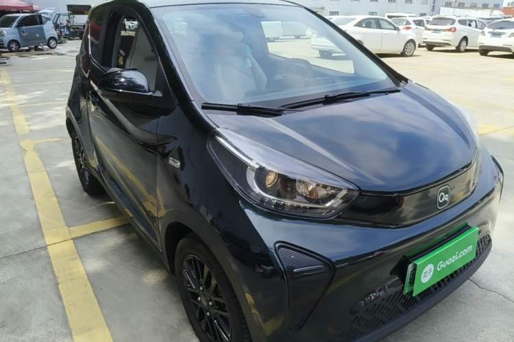 Used Chery QQ Little Ant 2024 Refreshed Version Youth Edition 321 km Beloved Edition 29.23 kWh Front Right 45 Deg