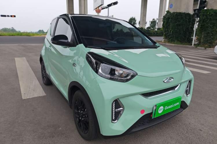Used Chery QQ Little Ant 2024 Youth Edition 251km True Love Edition 23.99 kWh Front Right 45 Deg