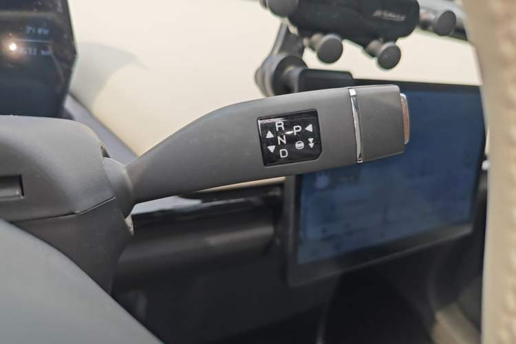 Used Chery QQ Little Ant 2024 321km Love Edition Gear Lever