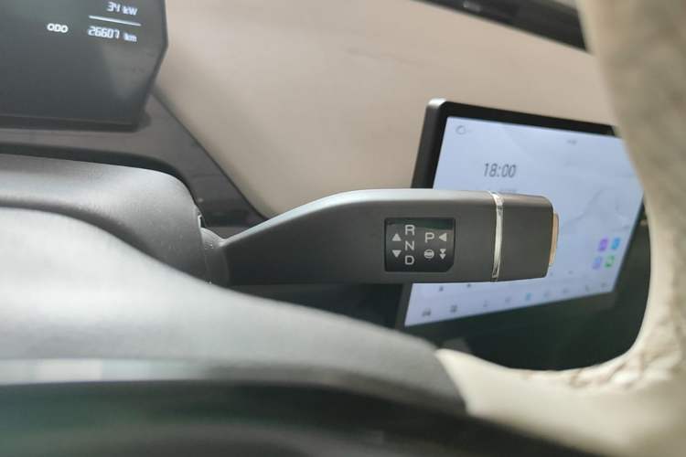 Used Chery QQ Little Ant 2024 321km Love Edition Gear Lever