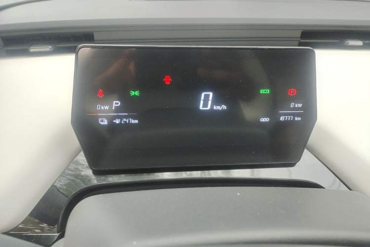 Used Chery QQ Little Ant 2024 Edition Youth Version 321 km Beloved Version 29.23 kWh Instrument Cluster