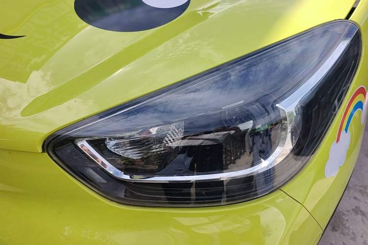 Used Chery QQ Little Ant 2024 Youth Edition 321 km Range Cool Love Version 29.23 kWh Left Front Headlight