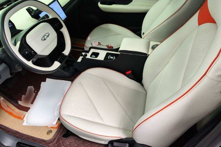 Used Chery QQ Little Ant 2024 Refreshed Version Youth Edition 321 km Beloved Edition 29.23 kWh Left Front Seat