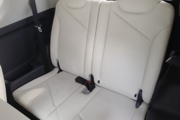 Used Chery QQ Little Ant 2024 Refreshed Version Youth Edition 321 km Beloved Edition 29.23 kWh Left Rear Seat