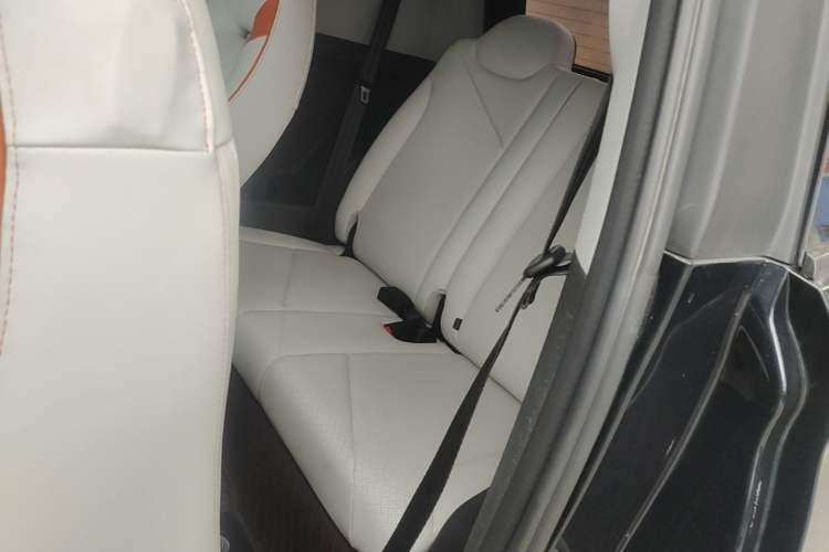 Used Chery QQ Little Ant 2024 Edition Youth Version 321 km Beloved Version 29.23 kWh Left Rear Seat