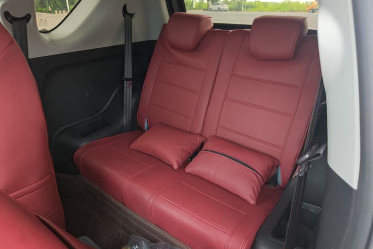 Used Chery QQ Little Ant 2024 Youth Edition 251km True Love Edition 23.99 kWh Left Rear Seat