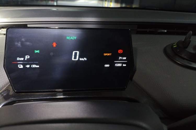 Used Chery QQ Little Ant 2024 Facelifted 321km Beloved Edition Odometer Close Up