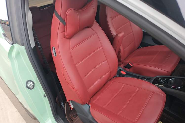 Used Chery QQ Little Ant 2024 Youth Edition 251km True Love Edition 23.99 kWh Right Front Seat