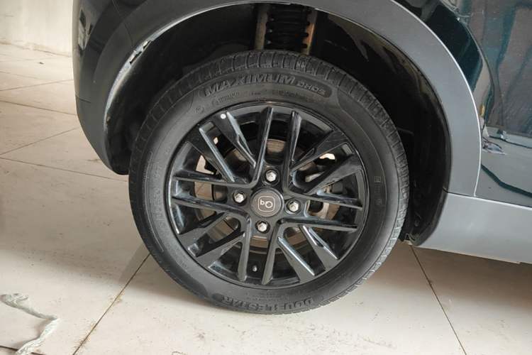 Used Chery QQ Little Ant 2024 321km Love Edition Right Rear Wheel Hub