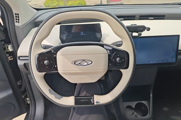 Used Chery QQ Little Ant 2024 321km Love Edition Steering Wheel