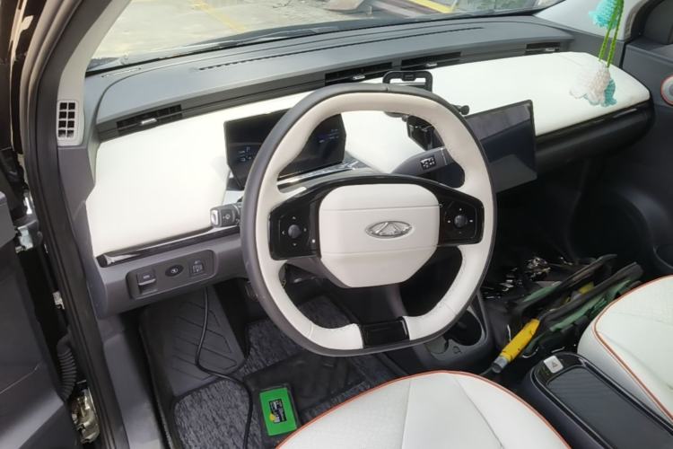 Used Chery QQ Little Ant 2024 Refreshed Version Youth Edition 321 km Beloved Edition 29.23 kWh Steering Wheel