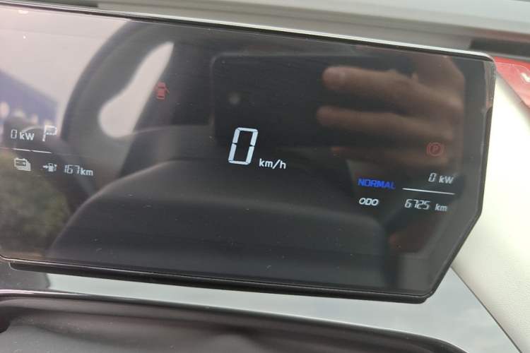 Used Chery QQ Little Ant 2024 Refreshed Version Youth Edition 321 km Beloved Edition 29.23 kWh Instrument Cluster
