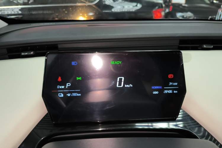 Used Chery QQ Little Ant 2024 Refreshed Version Youth Edition 321 km Beloved Edition 29.23 kWh Instrument Cluster