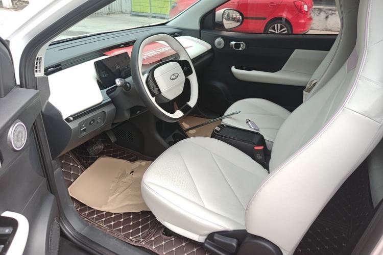 Used Chery QQ Little Ant 2024 Refreshed Version Youth Edition 321 km Beloved Edition 29.23 kWh Left Front Seat