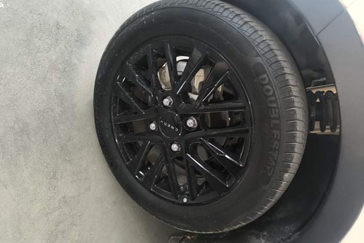 Used Chery QQ Little Ant 2024 Revised Version Youth Edition 251 km True Love Edition 25.05 kWh Left Front Wheel Hub