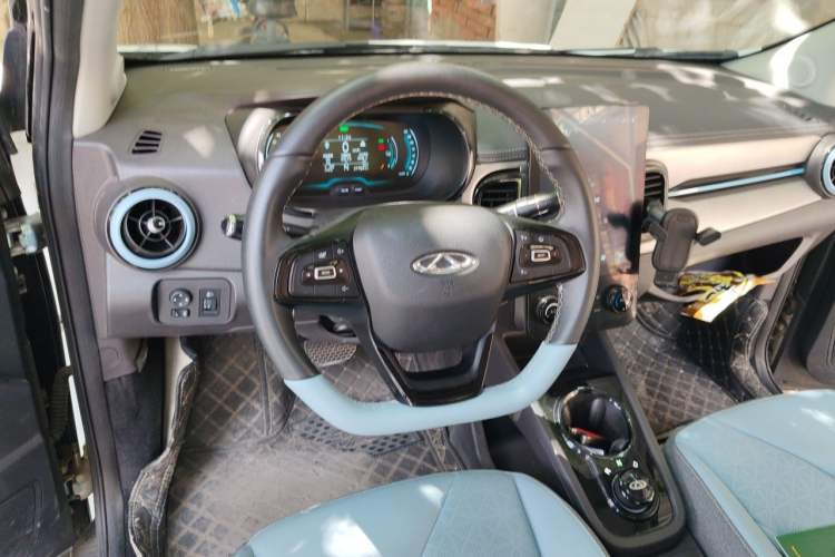 Used Chery QQ Little Ant 2024 Edition Youth Version 251km True Love Edition 25.05 kWh Steering Wheel