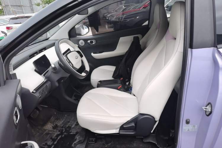 Used Chery QQ Little Ant 2024 Refreshed Version Youth Edition 321 km Beloved Edition 29.23 kWh Left Front Seat