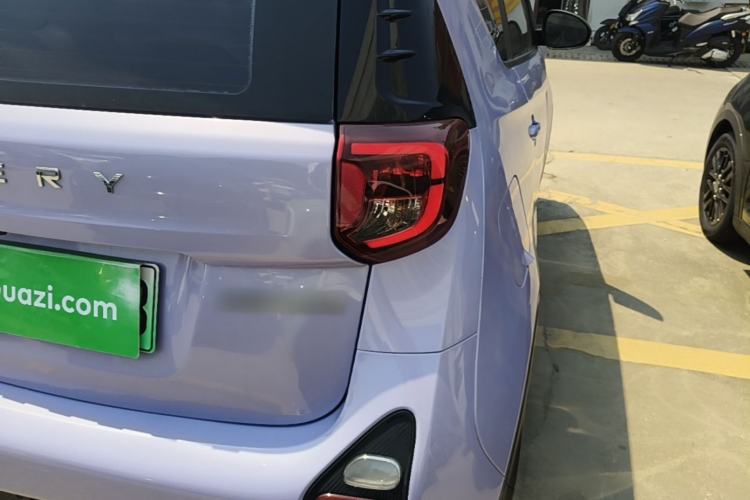 Used Chery QQ Little Ant 2024 Refreshed Version Youth Edition 321 km Beloved Edition 29.23 kWh Right Rear Taillight