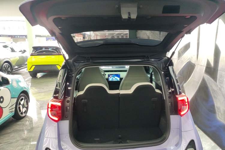 Used Chery QQ Little Ant 2024 Edition Youth Version 321 km Beloved Version 29.23 kWh Trunk