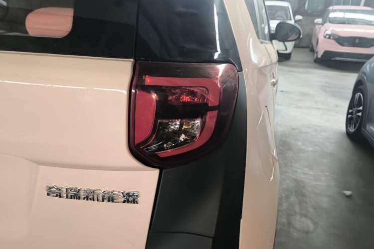 Used Chery QQ Little Ant 2024 Revised Version Youth Edition 251 km True Love Edition 25.05 kWh Right Rear Taillight