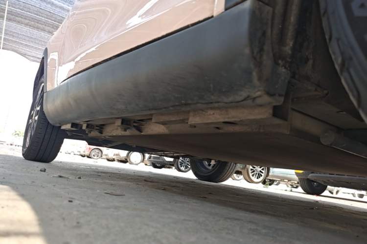 Used Chery QQ Little Ant 2024 251km True Love Edition Right Side Sill