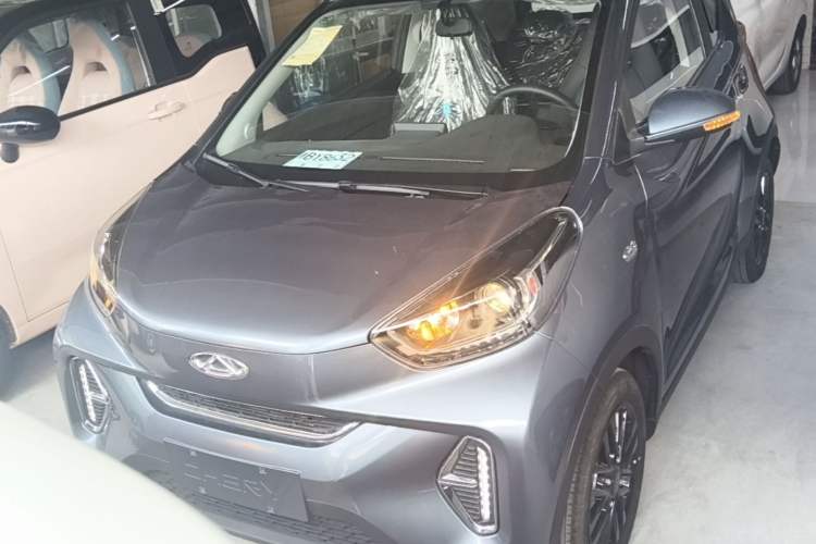 Used Chery QQ Little Ant 2024 251km True Love Edition Front