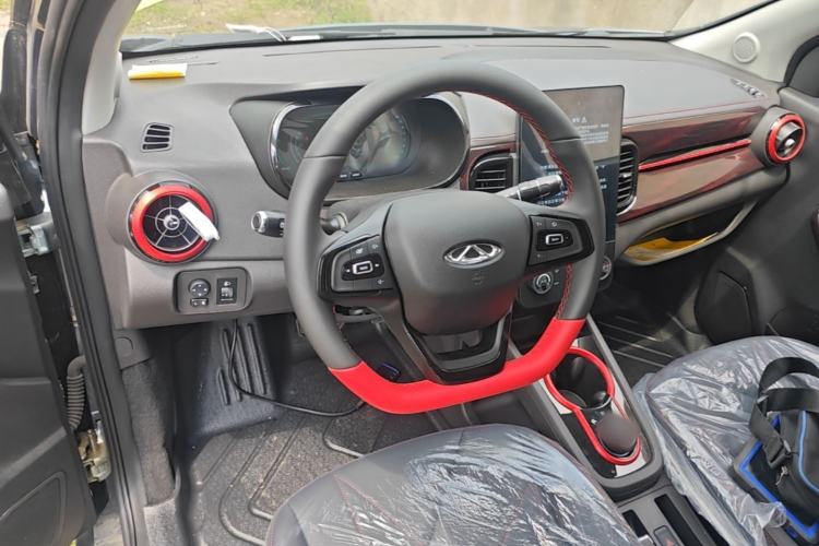 Used Chery QQ Little Ant 2024 Revised Version Youth Edition 251 km True Love Edition 25.05 kWh Steering Wheel
