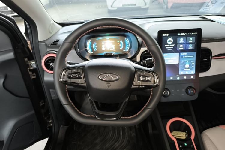 Used Chery QQ Little Ant 2024 Revised Version Youth Edition 251 km True Love Edition 25.05 kWh Steering Wheel