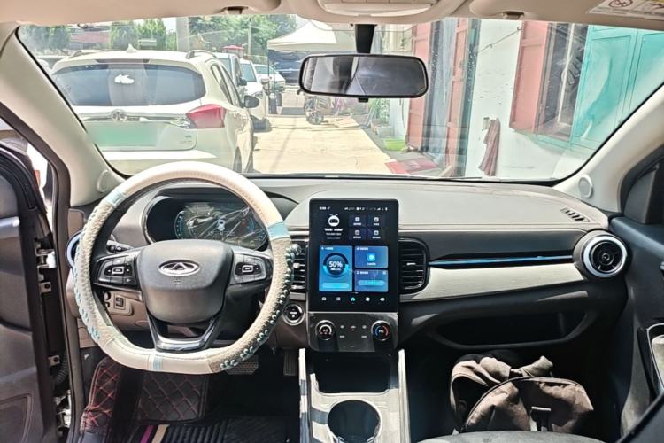 Used Chery QQ Little Ant 2024 Edition Youth Version 251km True Love Edition 25.05 kWh Center Console