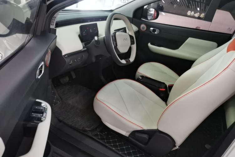 Used Chery QQ Little Ant 2024 Refreshed Version Youth Edition 321 km Beloved Edition 29.23 kWh Driver Seat
