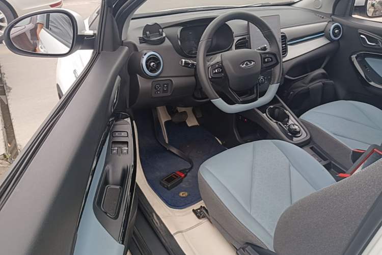 Used Chery QQ Little Ant 2024 Revised Version Youth Edition 251 km True Love Edition 25.05 kWh Driver Seat