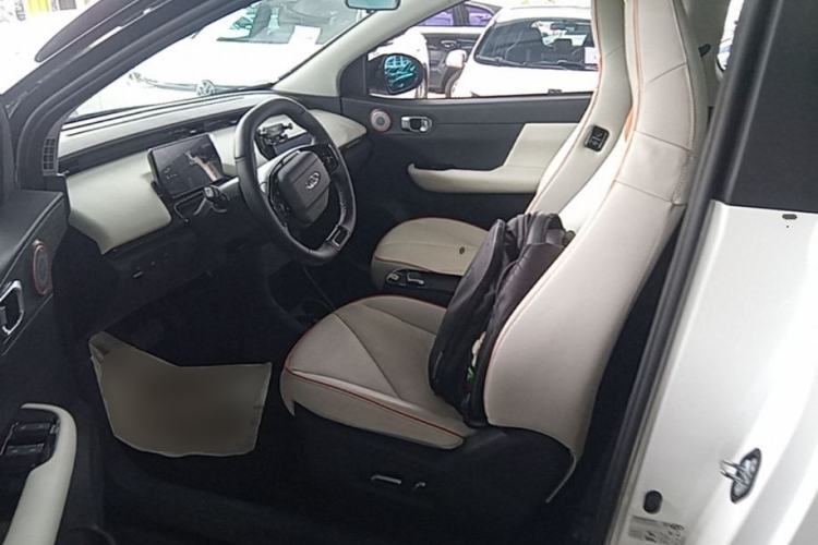Used Chery QQ Little Ant 2024 Youth Edition 321km Only Love Version 29.23 kWh Driver Seat
