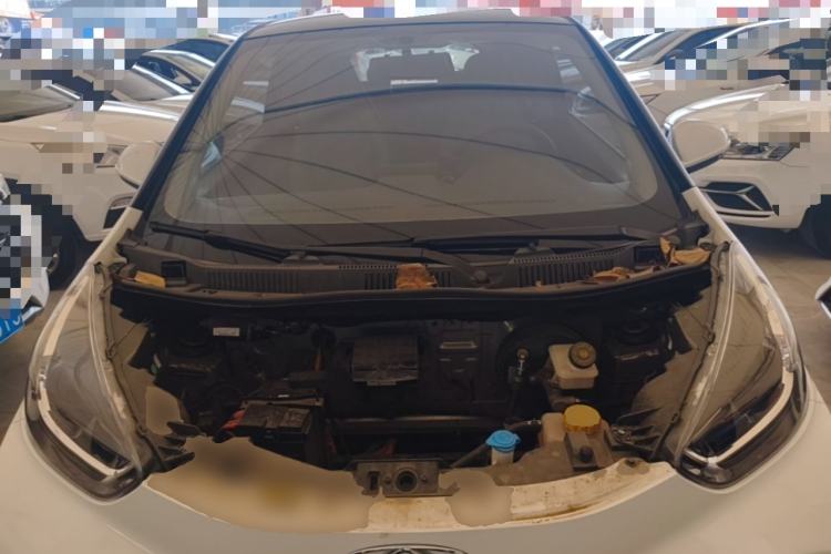 Used Chery QQ Little Ant 2024 Revised Version Youth Edition 251 km True Love Edition 25.05 kWh Engine Bay