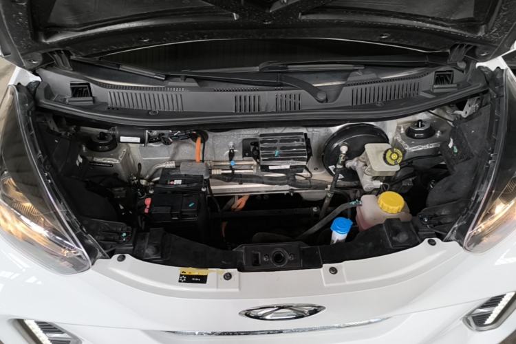 Used Chery QQ Little Ant 2024 Revised Edition Youth Version 251 km True Love Edition 23.99 kWh Engine Bay
