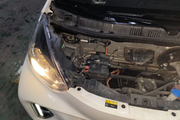 Used Chery QQ Little Ant 2024 Edition Youth Version 251km True Love Edition 25.05 kWh Engine Bay Right