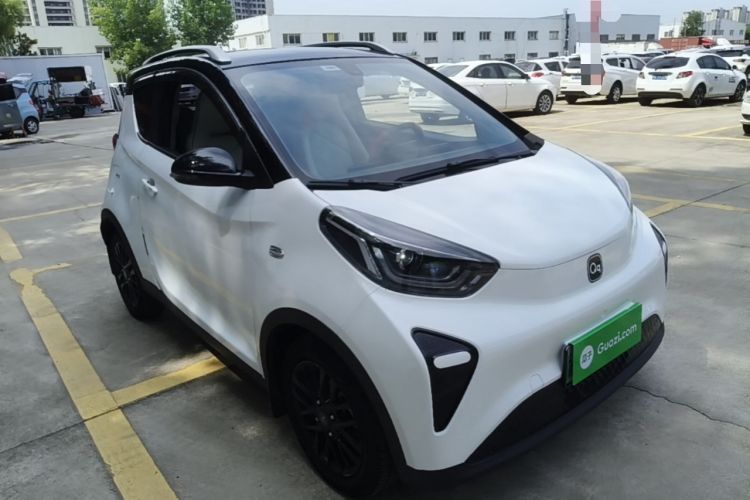 Used Chery QQ Little Ant 2024 Revised Edition Youth Version 321 km Only Love Edition 29.23 kWh Front Right 45 Deg