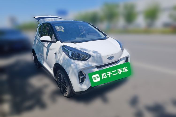Used Chery QQ Little Ant 2024 Revised Version Youth Edition 251 km True Love Edition 25.05 kWh Front Right 45 Deg