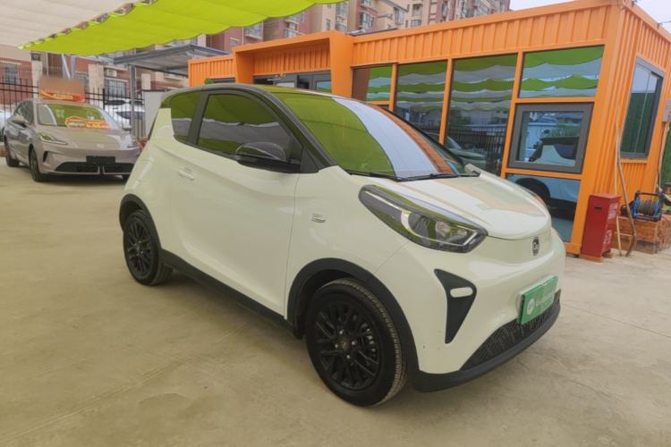 Used Chery QQ Little Ant 2024 Edition Youth Version 321 km Beloved Version 29.23 kWh Front Right 45 Deg