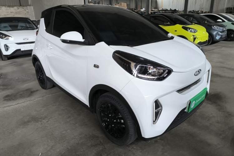 Used Chery QQ Little Ant 2024 Revised Edition Youth Version 251 km True Love Edition 23.99 kWh Front Right 45 Deg